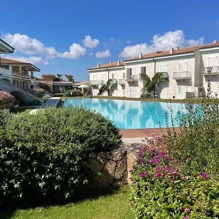 Sardinia Gold Luxury Lägenhet *