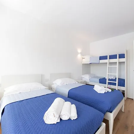 Sardinia Gold Luxury Apartment *