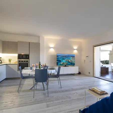 Sardinia Gold Luxury Apartment Palau